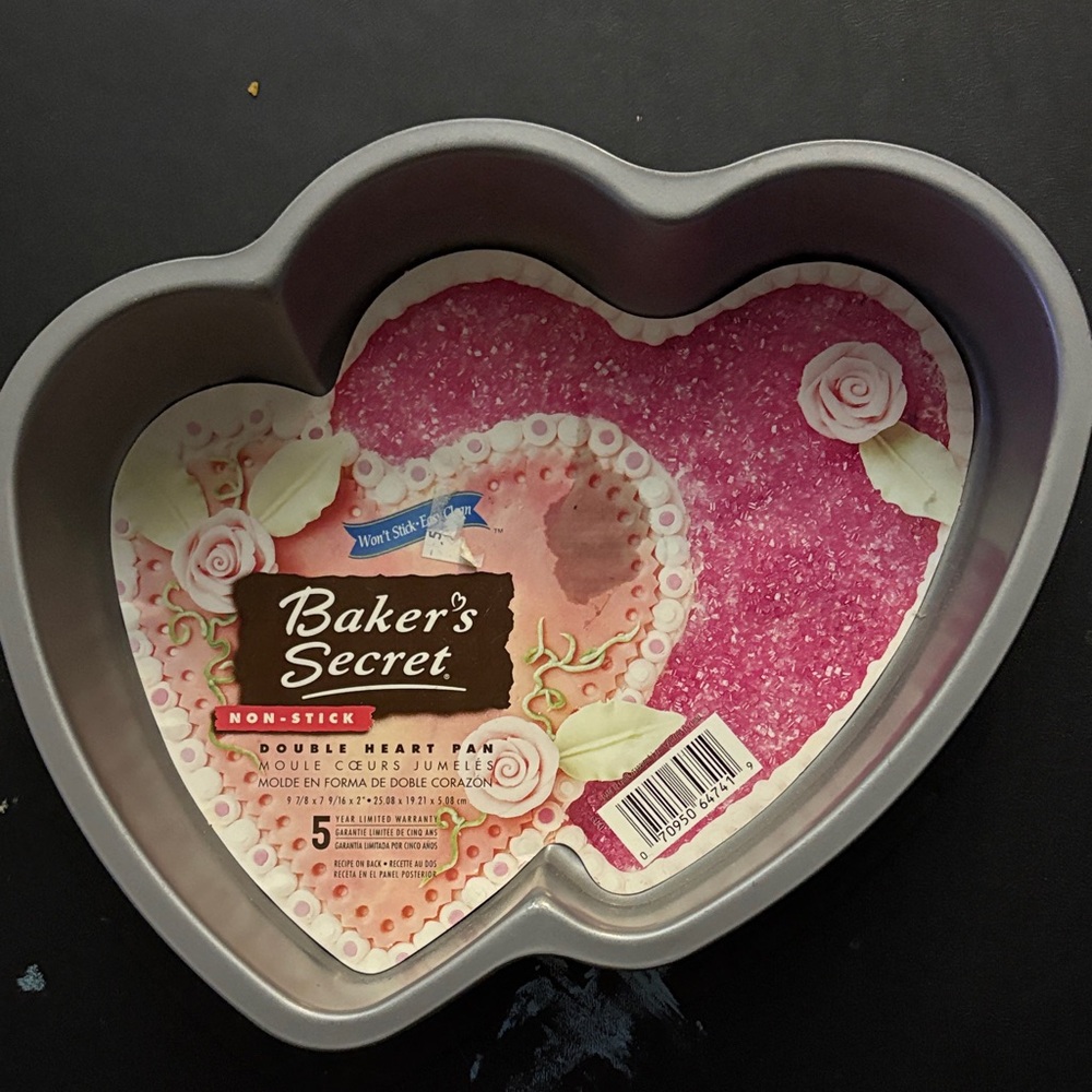 Non-Stick Double Heart Cake Pan - Perfect for a Sweet Treat!